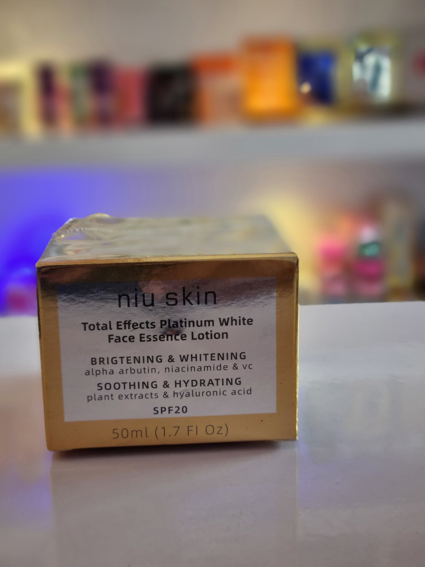 Niu skin AHA & niacinamide face cream