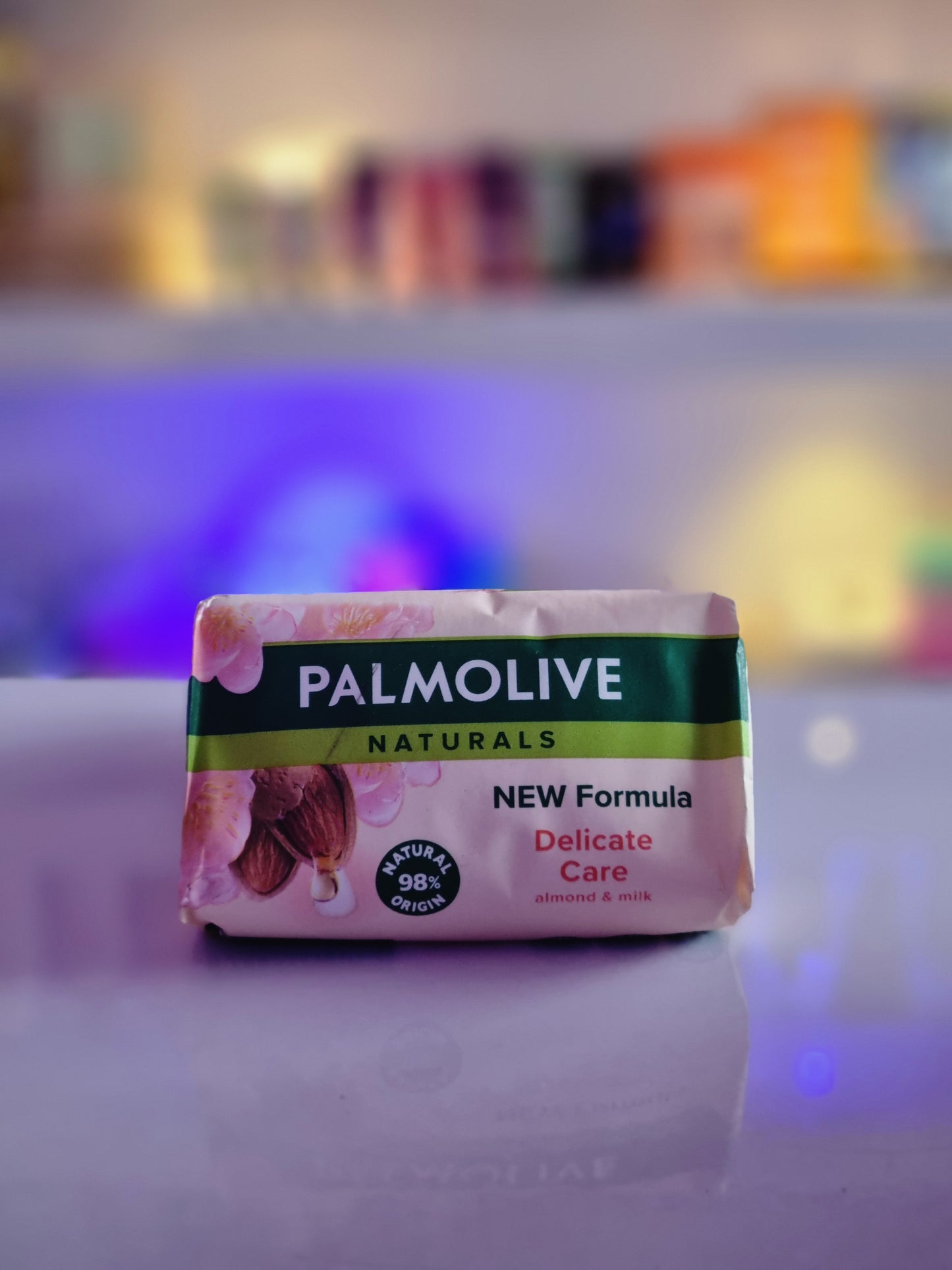 Palmolive Almond & Milk Bar Soap