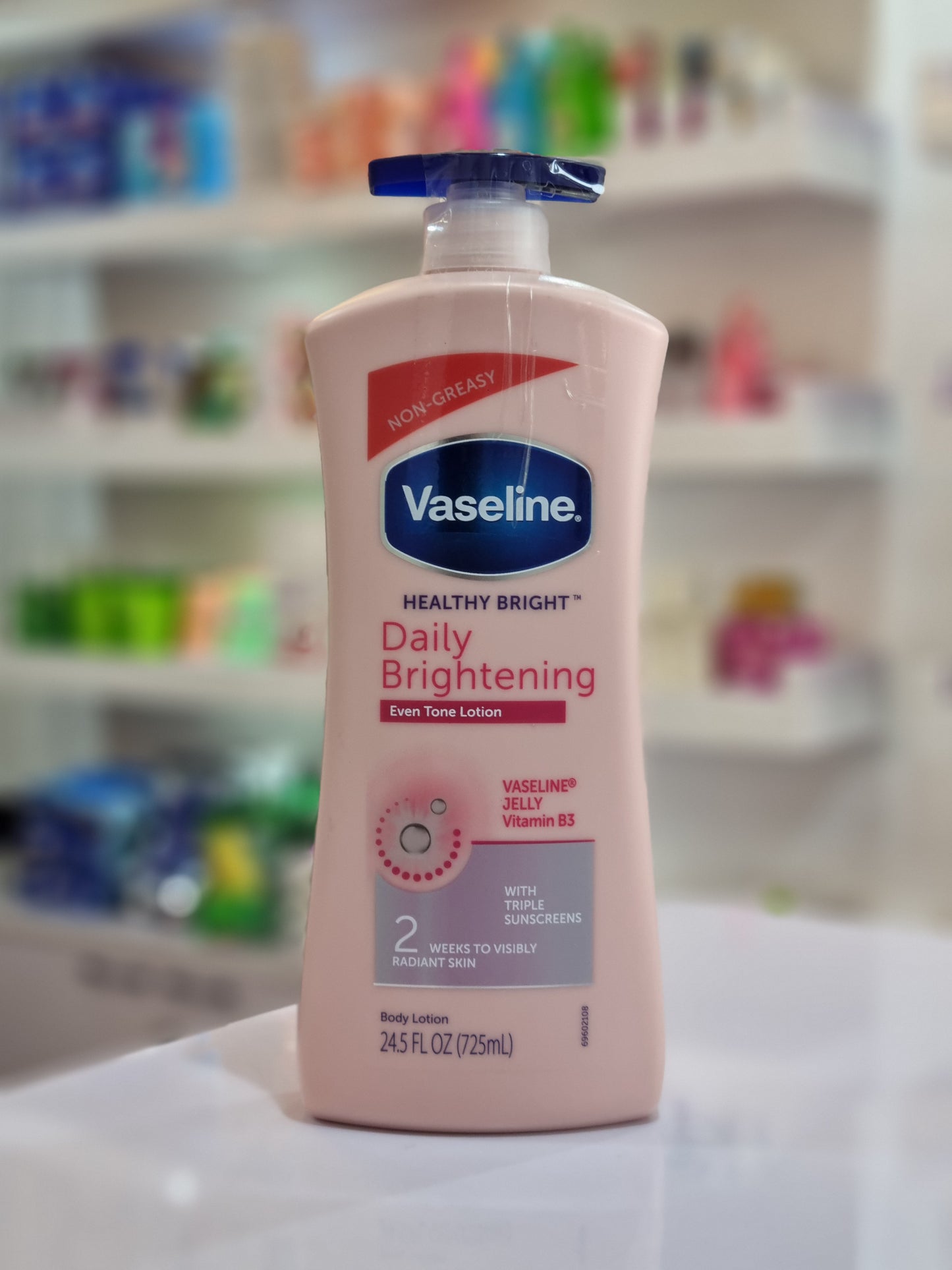 Vaseline Daily Brightening Body lotion With B3
