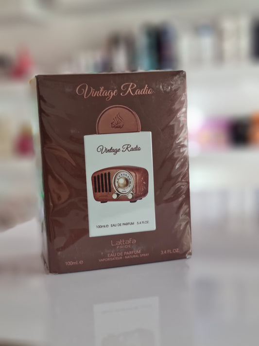 Vintage radio perfume-lattafa pride